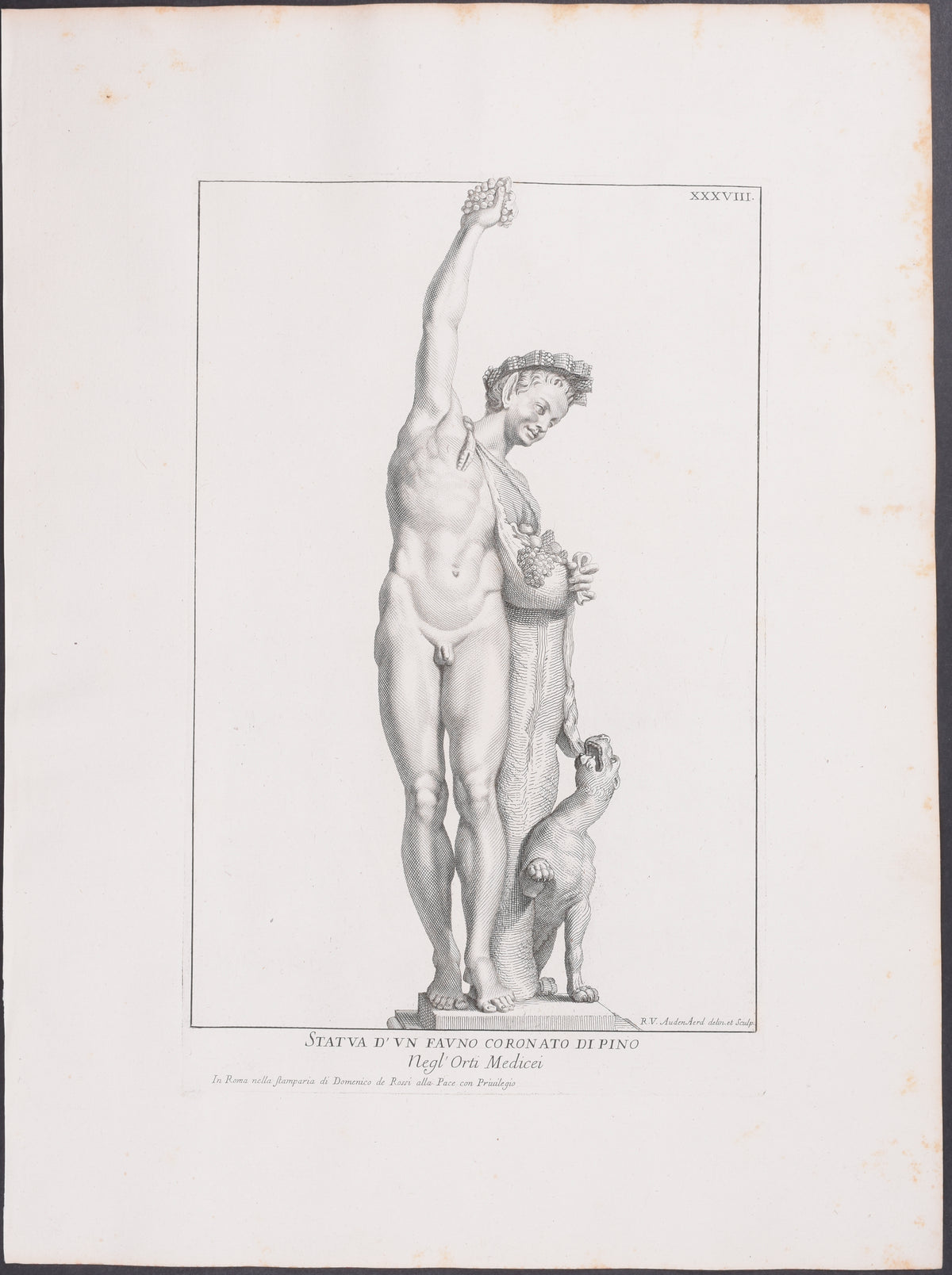 Nude Statue - Fauno Coronato di Pino