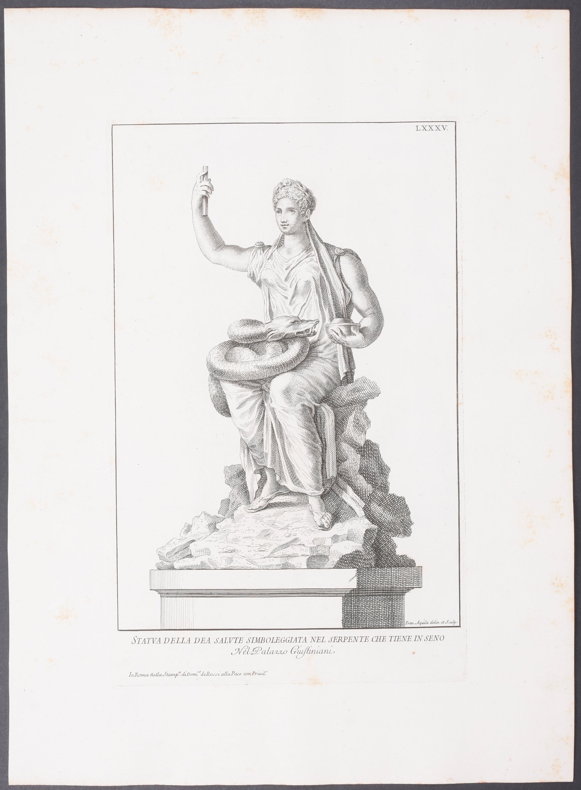 Statue - Iside
