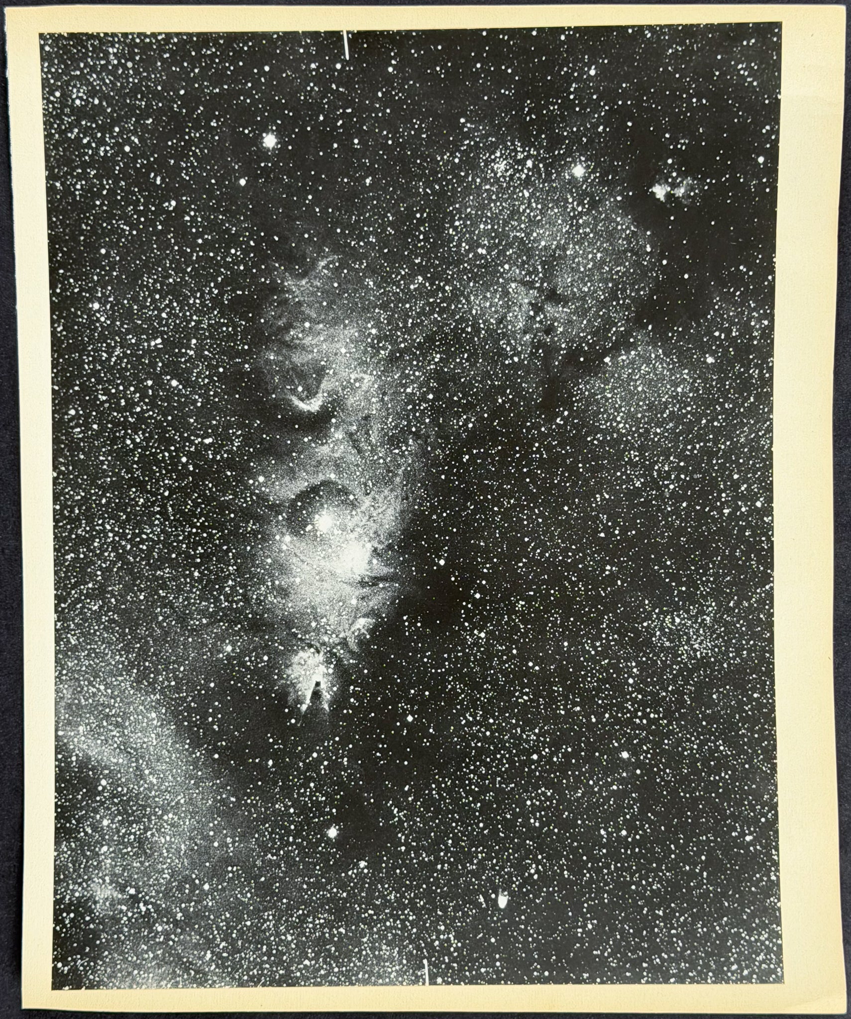 Gasous Dust Nebulae Photograph [Gas nebula NGC 2264]